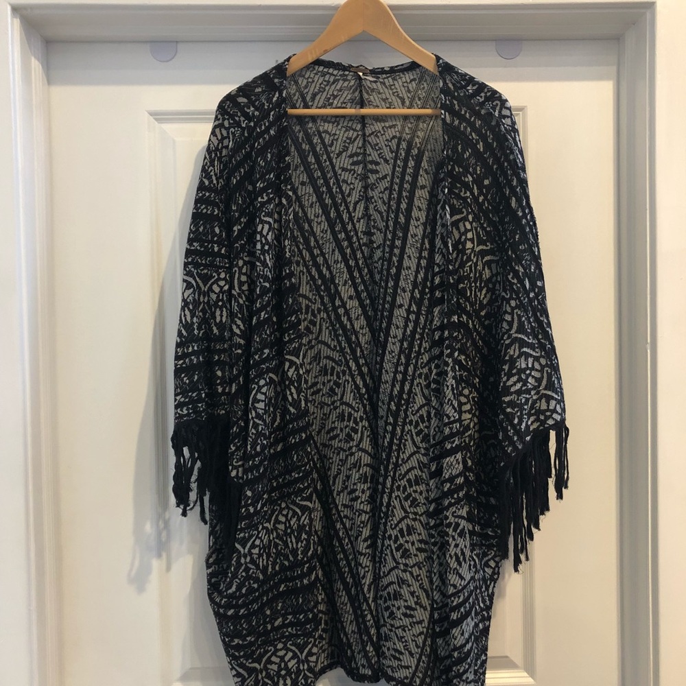 Free People Bohemian Patterned Kimono
